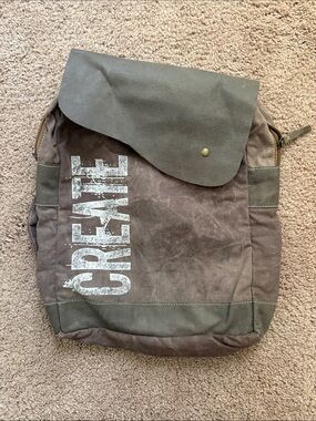Canvas 'CREATE' Messenger Bag in Brownish Purple